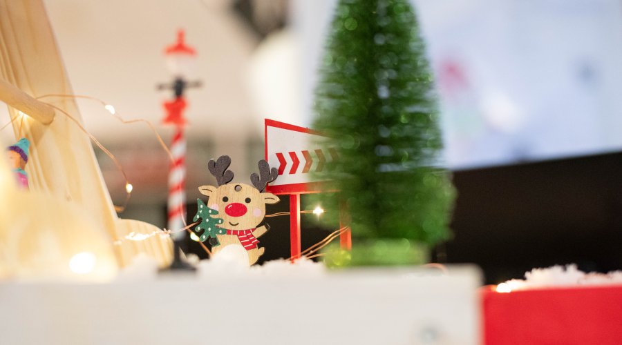 Décoration de Noël aux Soins intensifs pédiatriques