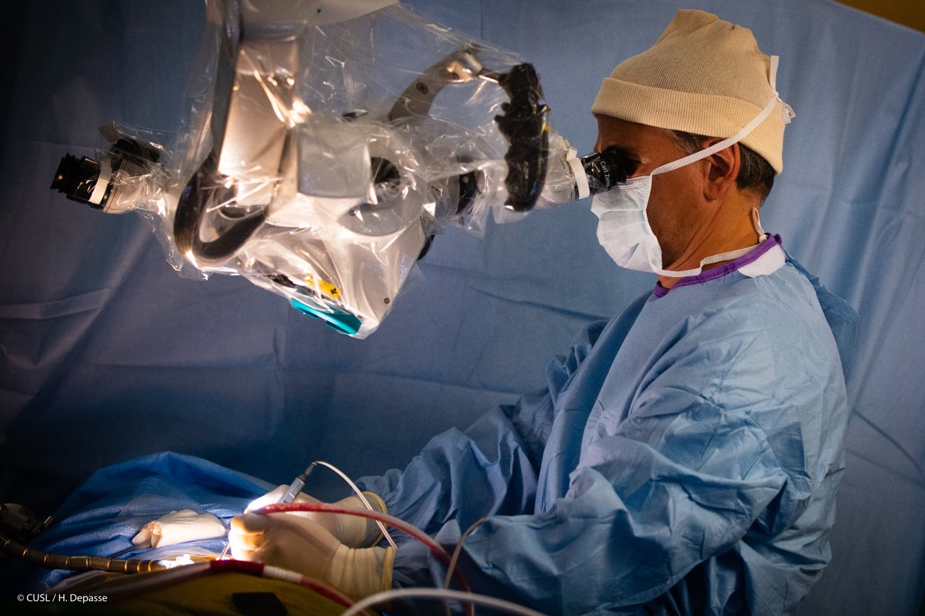 Neurochirurgie une nouvelle stratégie pour lutter contre la douleur chronique Cliniques Neurochirurgie une nouvelle stratégie pour lutter contre la douleur chronique Cliniques
