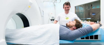Radiologie - Technologue et patient