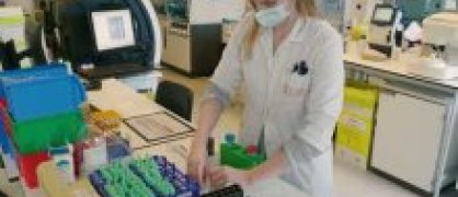 Laboratoire central automatisé